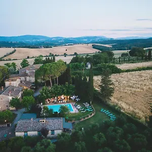  Vakantieboerderij Borgo Santinovo Italië